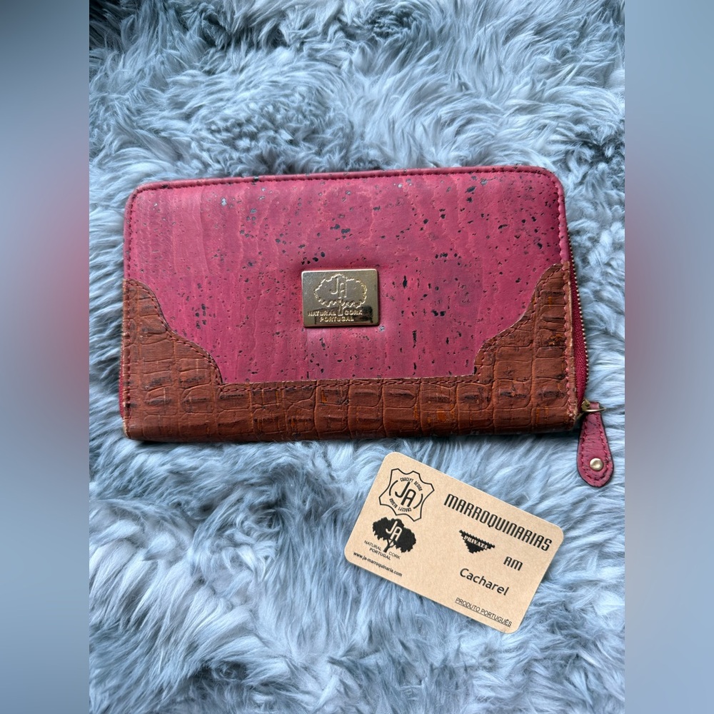 Portugal Made: Natural Cork Wallet/Hand Purse